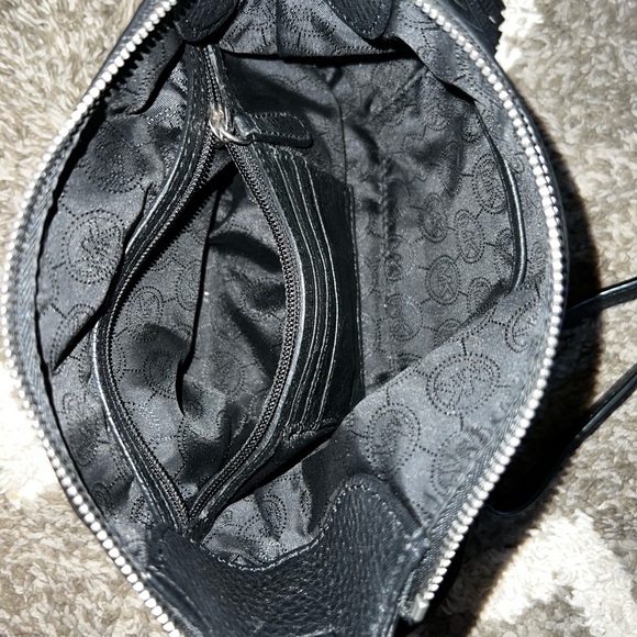 Authentic Michael Kors crossbody bag - Picture 5 of 11